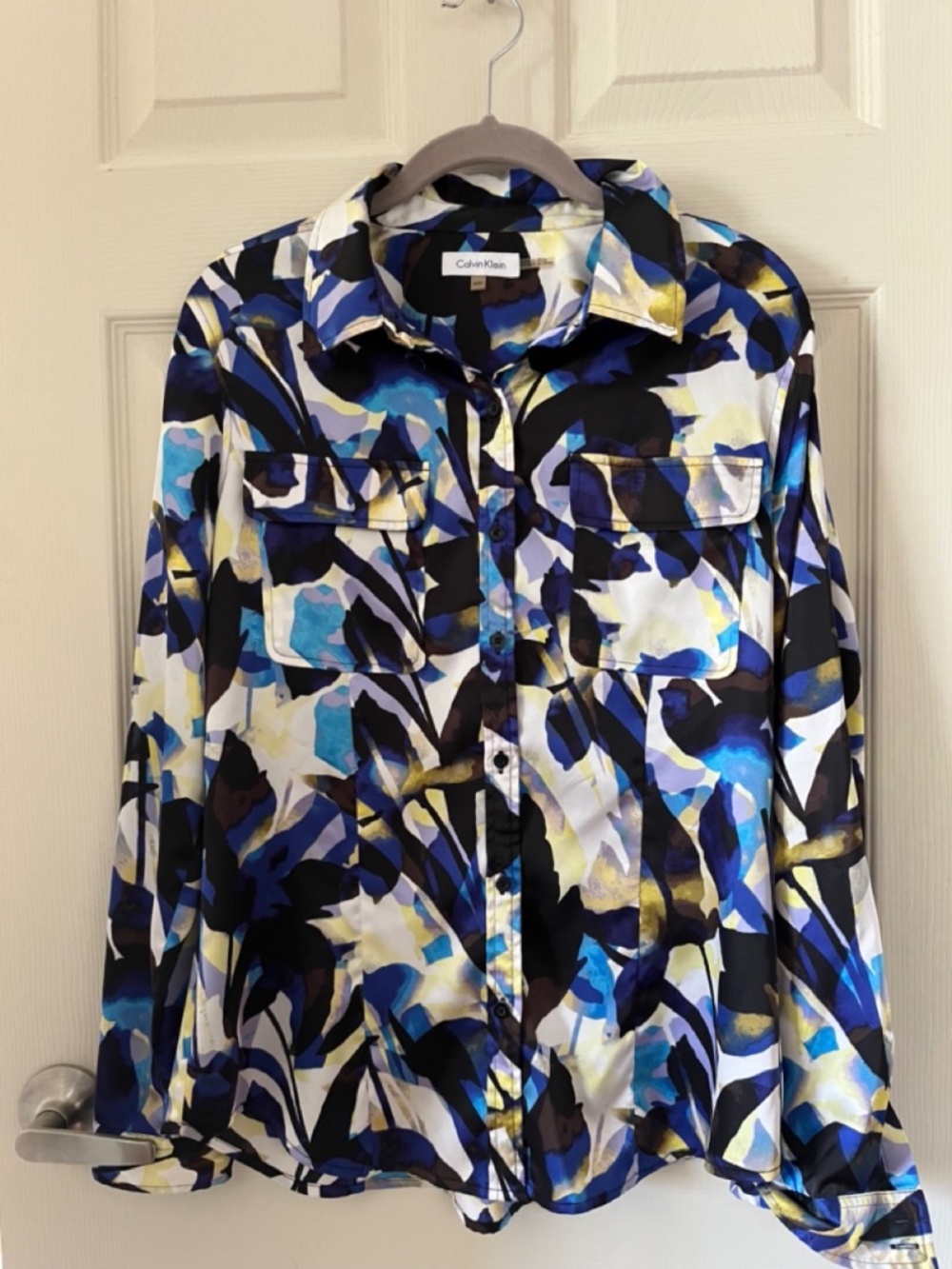 *NEW* Calvin Klein Blouse - NWOT Size Medium